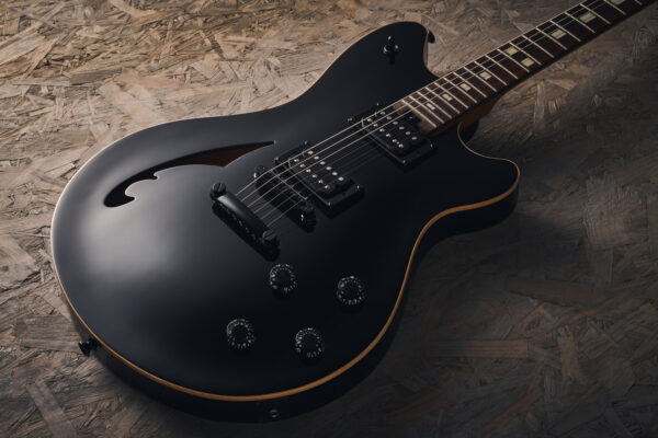 “With its tone knob backed off this thing gets sasquatch-hairy without losing clarity. It’s a surprisingly killer stoner rock machine”: EVH SA-126 Standard review … from Guitarworld