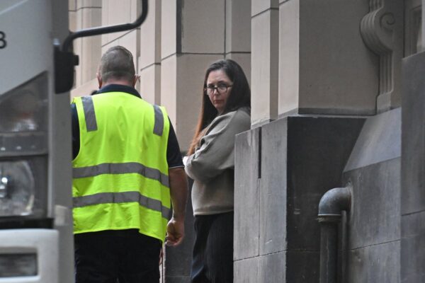 Erin Patterson spoke online about hiding mushrooms in food and showed off new dehydrator, jury told … from the Independent Maroosha Muzaffar
