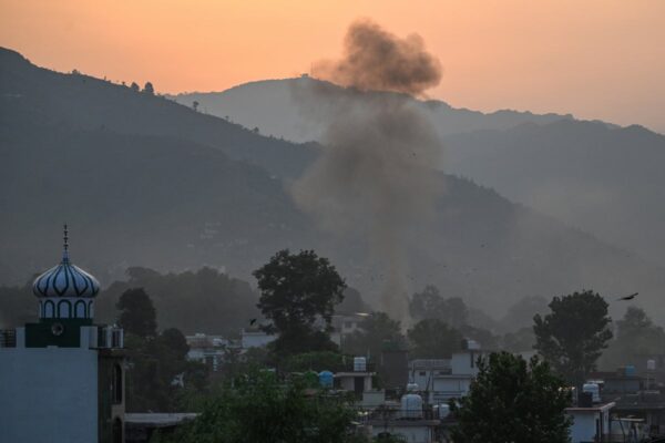 Is it safe to travel to India or Pakistan? Latest advice after fighting breaks out … from the Independent Amelia Neath