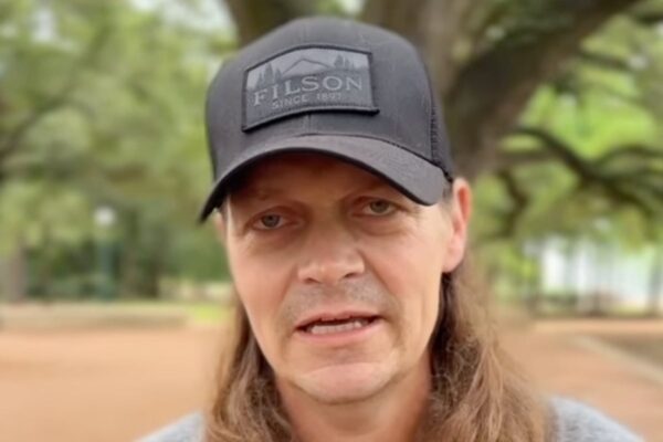 3 Doors Down star Brad Arnold reveals stage 4 cancer diagnosis in video message to fans … from the Independent Lucy Leeson