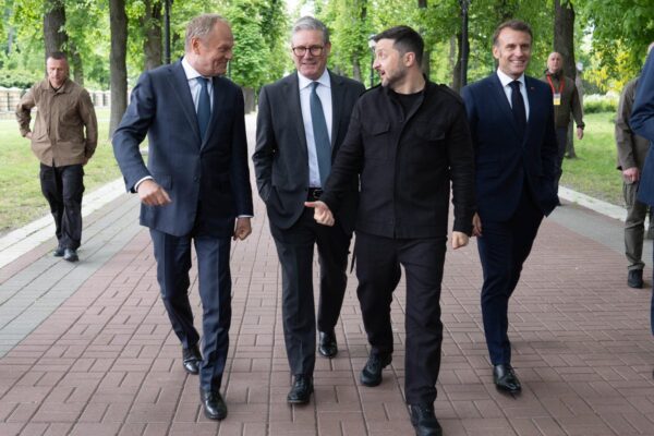 Putin ‘called out’ by Starmer, Trump and European leaders to agree Ukraine truce – or face ‘massive’ sanctions … from the Independent Kate Devlin
