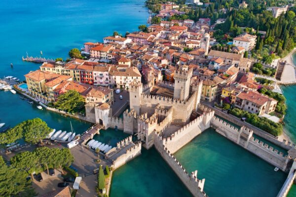 Historic Italian town overwhelmed by tourists as thousands flock for a bank holiday break … from the Independent Amelia Neath