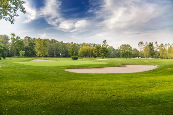 How close you live to a golf course impacts your chances of getting Parkinson’s, study shows … from the Independent Jabed Ahmed