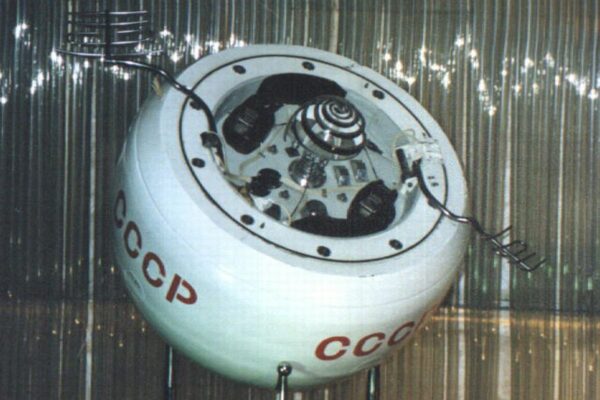 Soviet spacecraft set to hit Earth this weekend after 53 years in space … from the Independent Marcia Dunn
