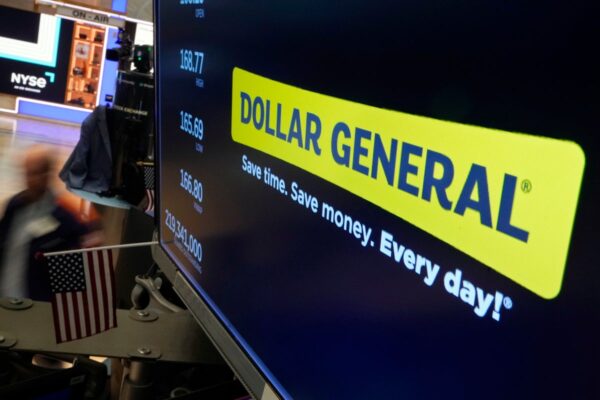 Dollar General posts record sales as bargain stores attract more people anxious about the economy … from the Independent Michelle Chapman