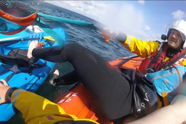 Watch: RNLI rescues kayaking expedition goes wrong in strong wings … from the Independent Holly Bishop