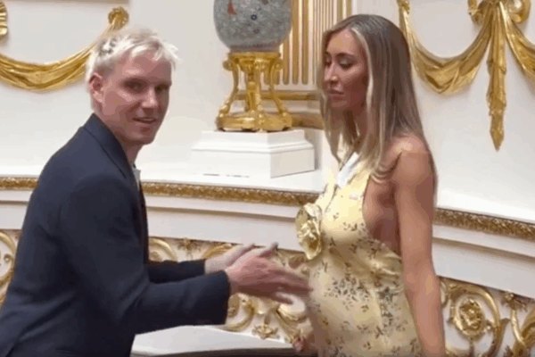 Jamie Laing and Sophie Habboo parody Harry and Meghan delivery dance … from the Independent Holly Patrick