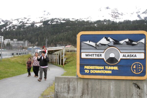 Here’s what to know about American Samoans in Alaska who are being prosecuted after trying to vote … from the Independent Mark Thiessen,Becky Bohrer and Gene Johnson