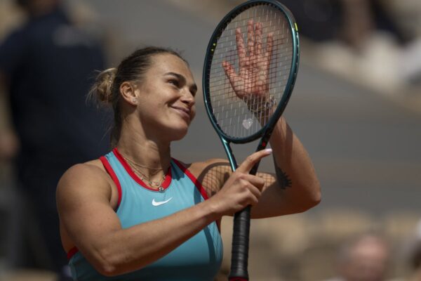 Aryna Sabalenka explains how TikTok dance was key to thawing relationship with Iga Swiatek … from the Independent Andy Sims