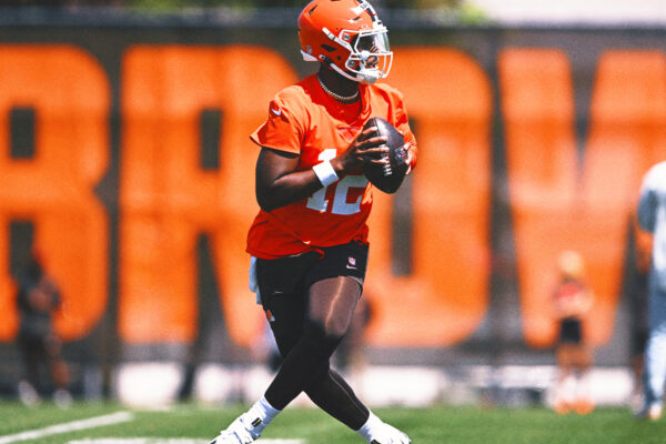 2025 NFL odds: Bettors backing Shedeur Sanders to win OROY … from Fox sports