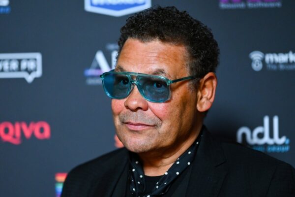 Coronation Street star Craig Charles worries fans after pulling out of event due to illness … from the Independent Lydia Spencer-Elliott