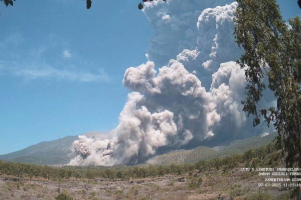 Is it safe to travel to Bali and the rest of Indonesia after the volcanic eruption? … from the Independent Amelia Neath