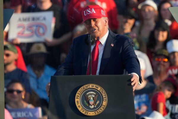 Trump to hit nations with tariffs of up to 70 per cent after trade deals fail … from the Independent Rhian Lubin