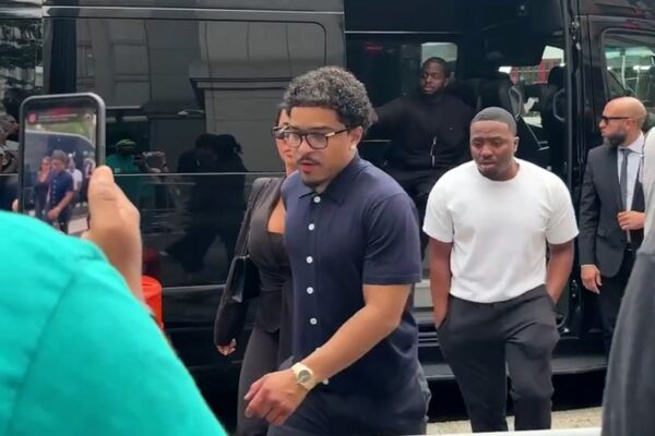 Moment Diddy’s family arrives in court as jury resumes deliberations after reaching a verdict on most counts … from the Independent Isabel Keane