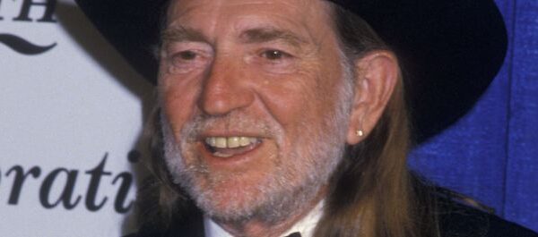 Did This Texas University Really Ban Willie Nelson From Campus? “He Has Not Availed Himself of This Particular Opportunity” … from the American Songwriter Erinn Callahan
