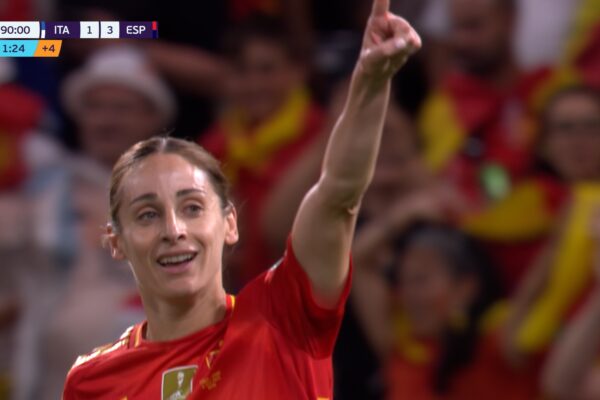 Spain’s Esther Gonzalez finishes Alexia Putellas cross, sealing 3-1 win vs. Italy … from Fox sports