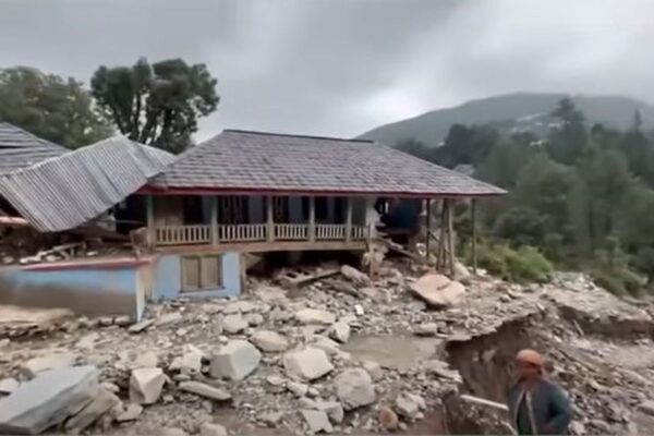 30 people missing and hundreds of homes destroyed as floods strike northern India … from the Independent Alisha Rahaman Sarkar