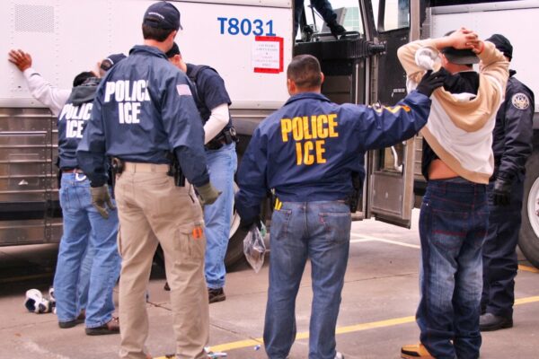 ICE Agents’ Morale Reportedly ‘In The Crapper’ … from Crooks & Liars NewsHound Ellen