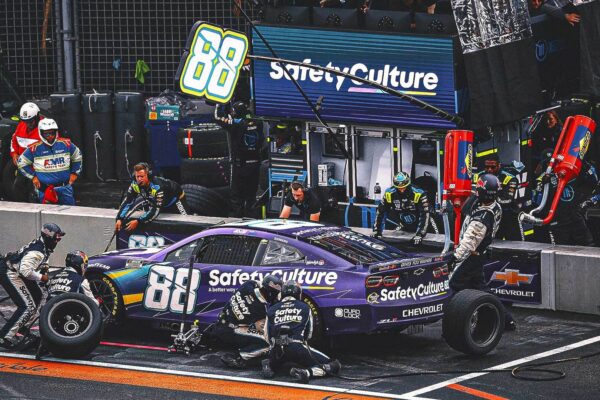 Tire Changer Details Pit Stop Accident That Resulted In Broken Rib, Collapsed Lung … from Fox sports