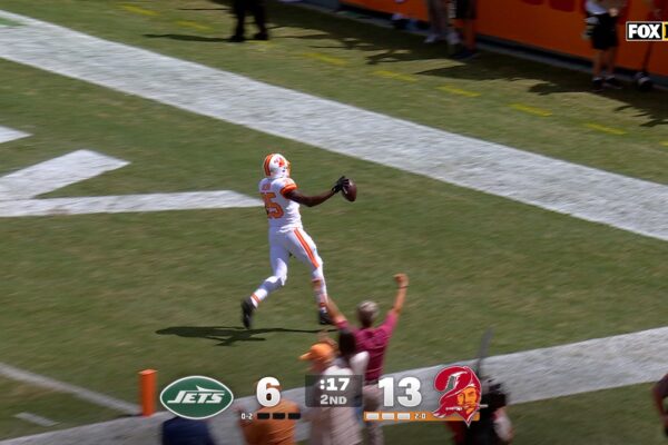 Buccaneers’ Jamel Dean gets interception and returns 55 yards for TD, extending lead over Jets | NFL Highlights … from Fox sports