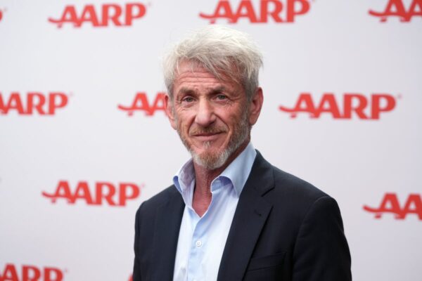 Sean Penn says Putin knows more English than he lets on … from the Independent Inga Parkel