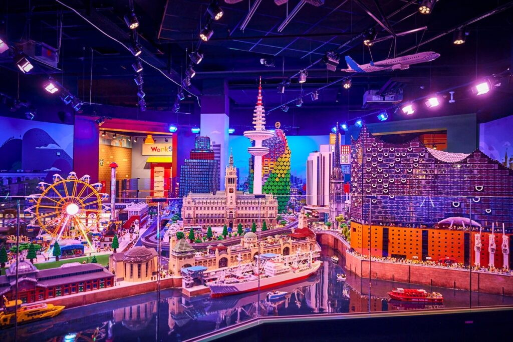 Lego to buy discovery centres from entertainment giant in £200m deal … from the Independent Henry Saker-Clark