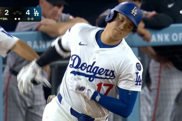 Shohei Ohtani, Mookie Betts hit back-to-back home runs to give Dodgers lead over Giants … from Fox sports