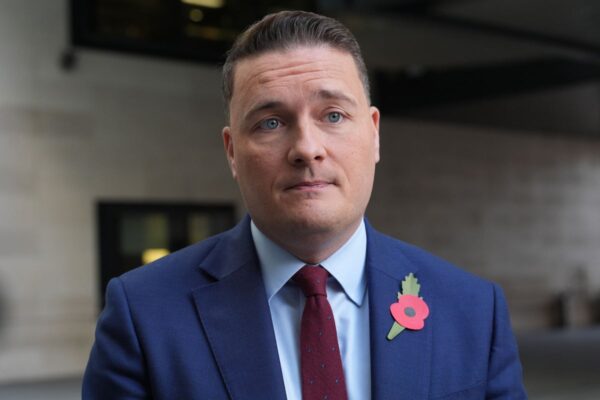 Streeting condemns Farage’s ‘deafening silence’ over ‘racist’ remarks from Reform MP … from the Independent David Maddox