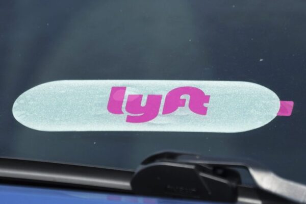 Lyft scraps feature that let drivers see how often riders tip from the Hill Andrew Dorn