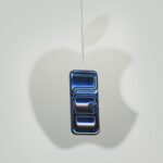 Apple delivers strong quarter despite iPhone sales slowdown and ongoing artificial technology issues … from the Independent Michael Liedtke