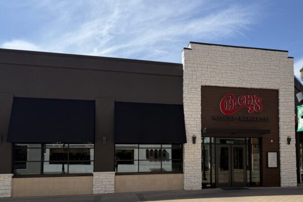 Chi-Chi’s – the 1990s chain staple – is back and opening its first restaurant in 20 years … from the Independent Katie Hawkinson