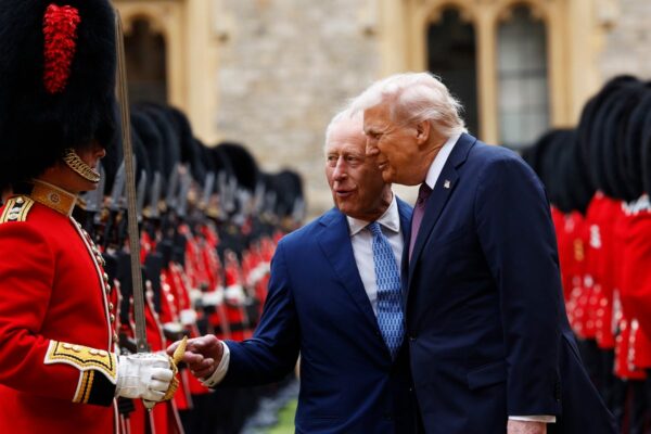 Eisenhower Library head resigns after blocking Trump from gifting King Charles one of former president’s swords … from the Independent Ariana Baio