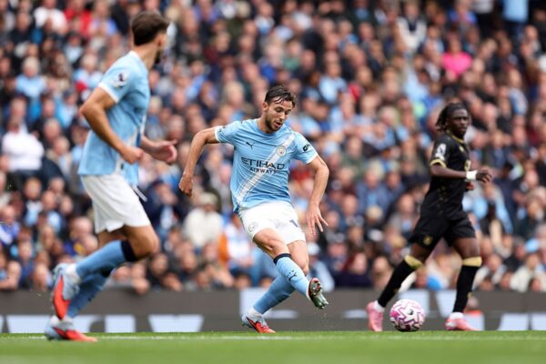 Brentford vs Man City live: Pep Guardiola’s side bid to capitalise on Liverpool disarray … from the Independent Michael Jones