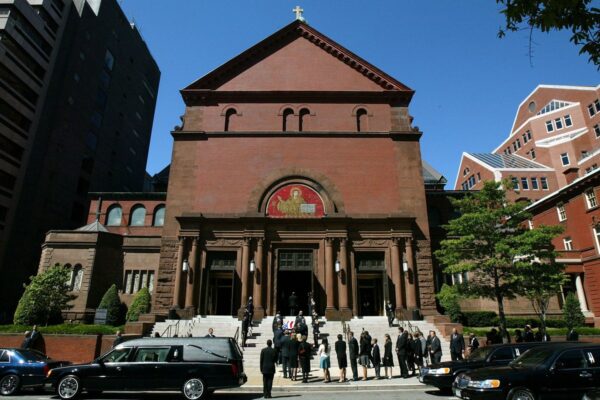 Man arrested after being found with molotov cocktail in tent on steps of Washington cathedral … from the Independent Mike Bedigan