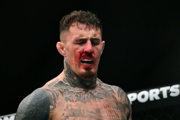 Jon Jones reacts to Tom Aspinall eye poke by calling out Alex Pereira for White House fight … from the Independent Flo Clifford