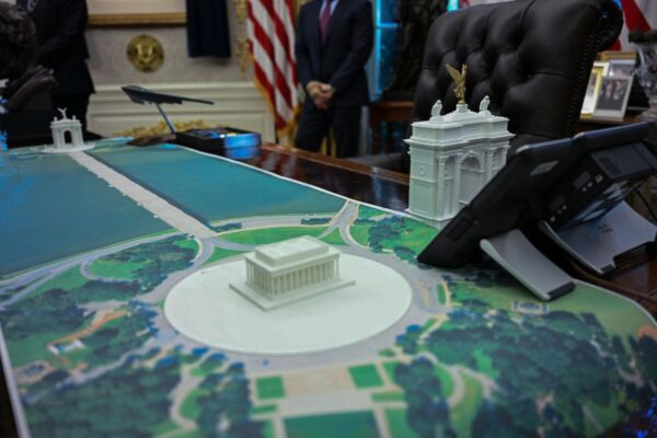 Is Trump plotting an Arc de Triomphe-style building in DC? … from the Independent Owen Scott
