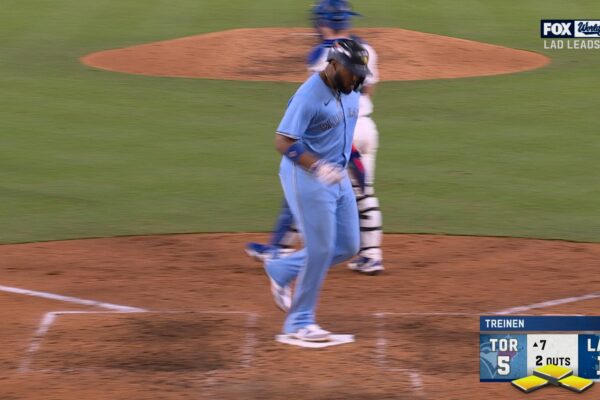 Blue Jays score four runs in 7th inning to extend lead to 6-1 over Dodgers in Game 4 of World Series … from Fox sports