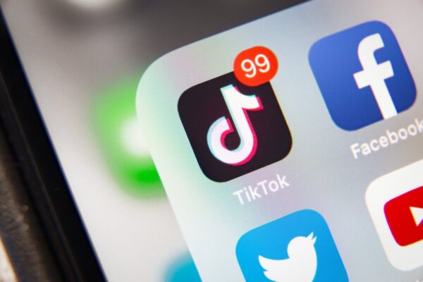 Country blocks TikTok’s licence, potentially jeopardising 100 million accounts … from the Independent Stanley Widianto