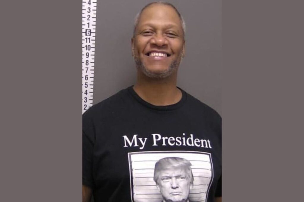 Man charged in drug case smiles proudly after arrest while wearing Trump mugshot T-shirt … from the Independent Erin Keller