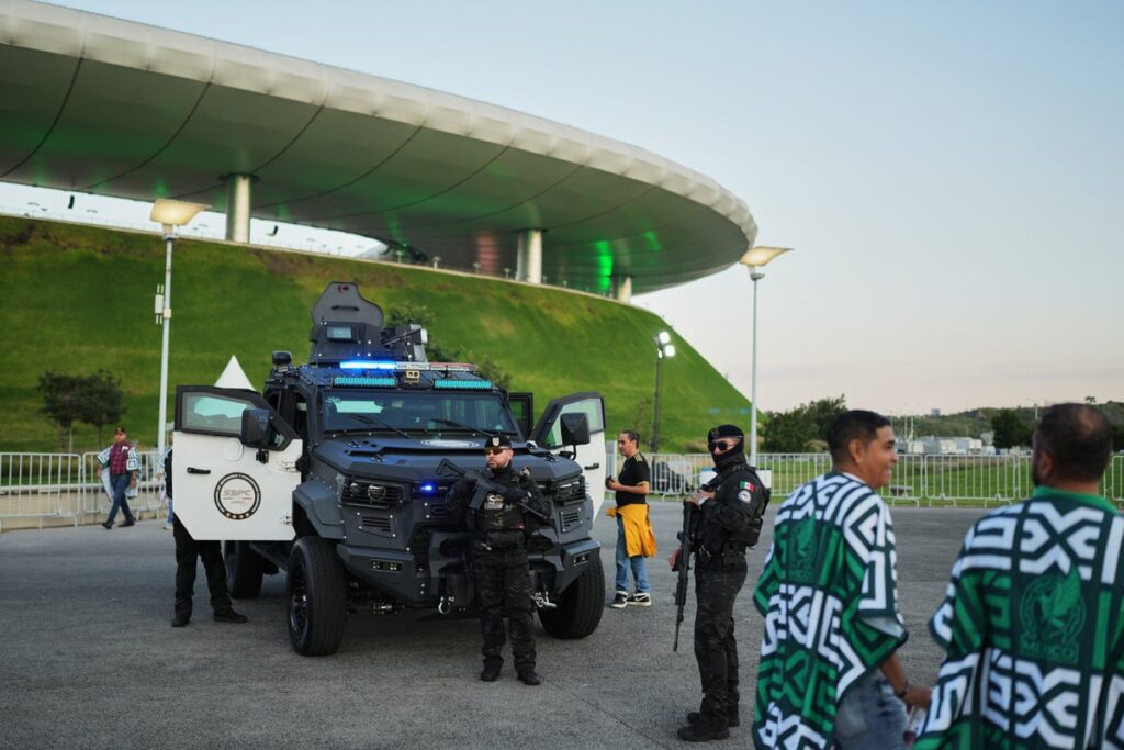 Grim reality of cartel violence casting shadow over World Cup excitement … from the Independent Fabiola Snchez
