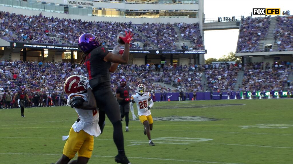 Josh Hoover finds Jordan Dwyer for 14-yard TD, giving TCU lead over Iowa State … from Fox sports