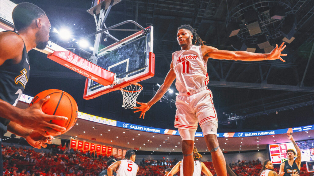 Men’s CBK AP Top 25: Houston Leapfrogs Purdue to No. 1, Arizona up to No. 5 … from Fox sports