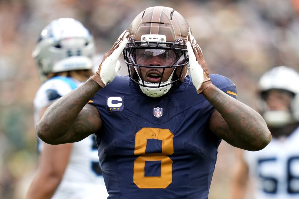 DraftKings Sportsbook Promo Code: Bet $5 on Eagles-Packers, NBA, or NHL and Claim $300 in Bonus Bets … from Fox sports