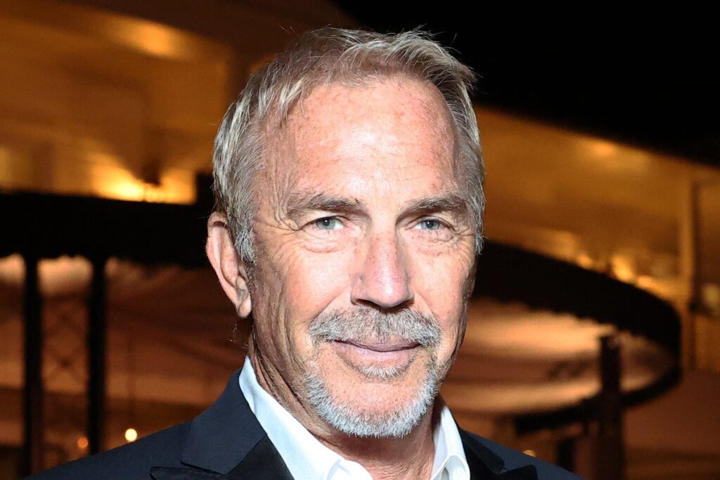 Kevin Costner facing $400,000 lawsuit after Horizon 2 delay … from the Independent Kevin E G Perry